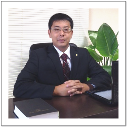 社会保険労務士　小坂健太